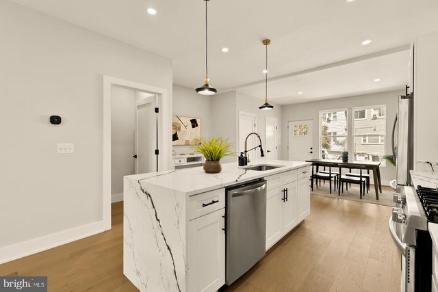 815 MARIETTA PL NW, Washington, DC 20011