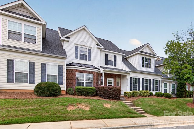 9907 Porta Ferry Drive, Charlotte, NC 28213