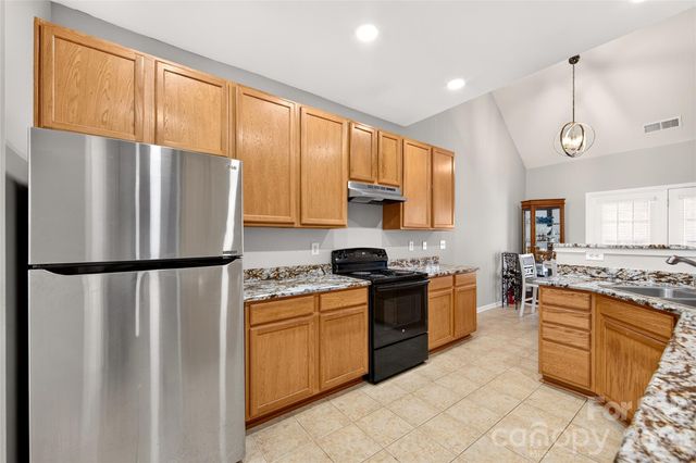 9907 Porta Ferry Drive, Charlotte, NC 28213