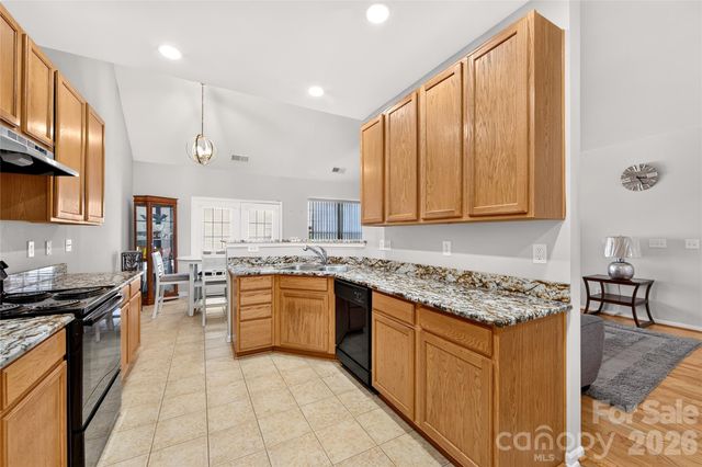 9907 Porta Ferry Drive, Charlotte, NC 28213