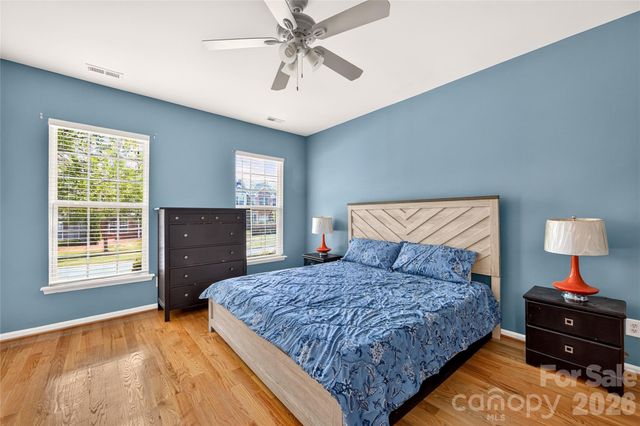 9907 Porta Ferry Drive, Charlotte, NC 28213