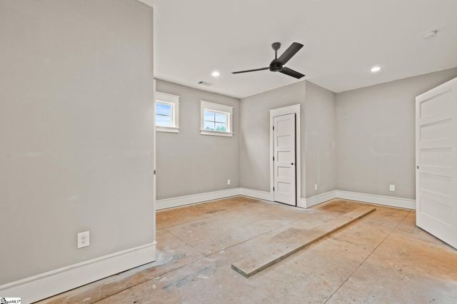 2032 Ivy Cottage Path, Boiling Springs, SC 29316