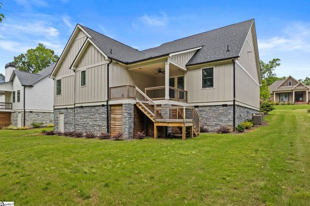 2032 Ivy Cottage Path, Boiling Springs, SC 29316