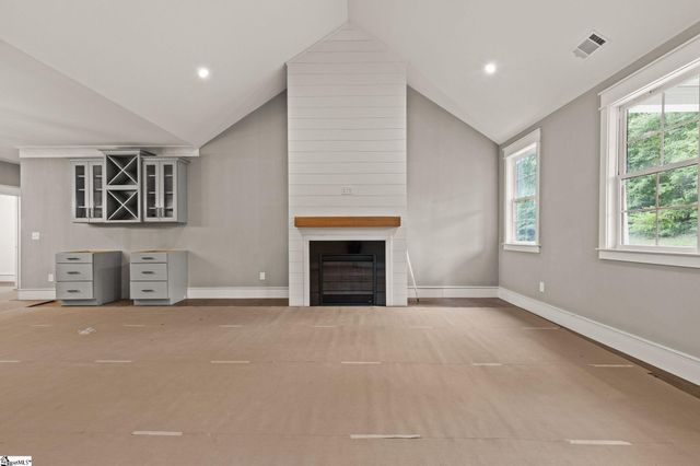 2032 Ivy Cottage Path, Boiling Springs, SC 29316