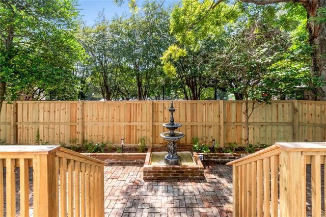 150 Dearborn Street S, Mobile, AL 36602
