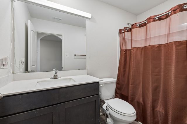 13713 Beaverhead Street, Ponder, TX 76259