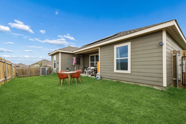 13713 Beaverhead Street, Ponder, TX 76259