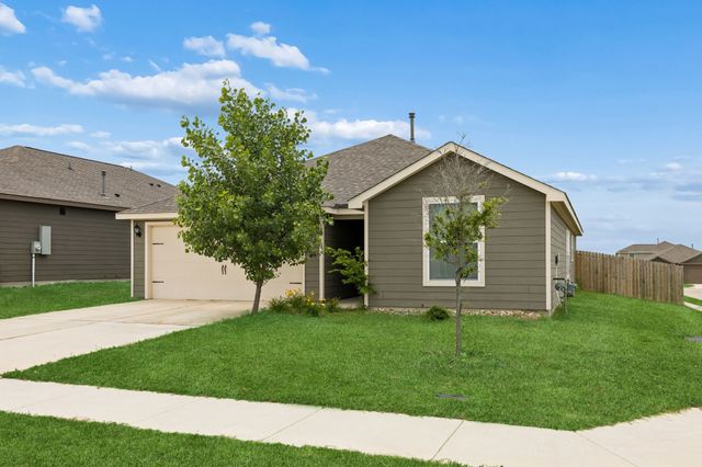 13713 Beaverhead Street, Ponder, TX 76259