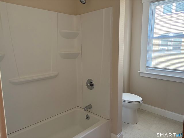 1769 Dixwell Avenue, Hamden, CT 06514