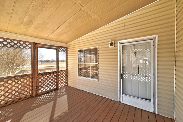 1437 Heidenreich LN, Uhland, TX 78640