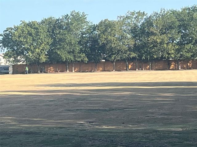 1437 Heidenreich LN, Uhland, TX 78640