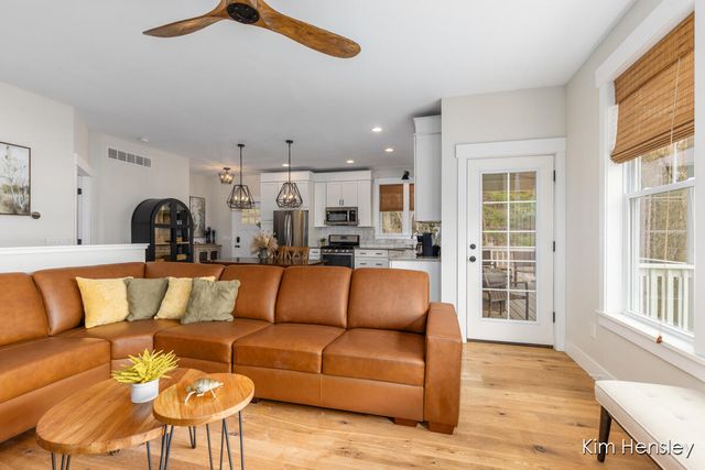 12636 Point Drive, Gowen, MI 49326