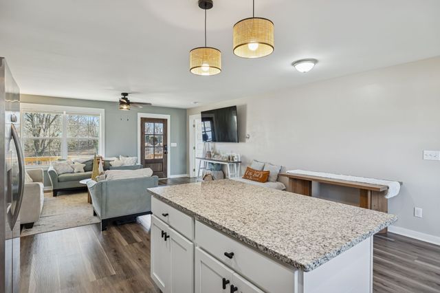 1521 Wixtown Rd, Westmoreland, TN 37186