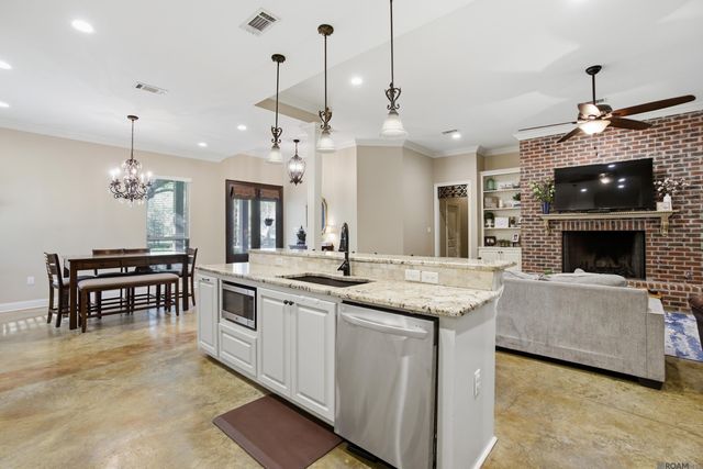 7735 Castello Rd, Ethel, LA 70730