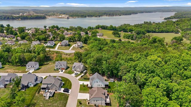 5962 Cashmere Lane, Harrison, TN 37341