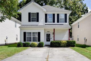 2006 Sparrow RD, Chesapeake, VA 23320