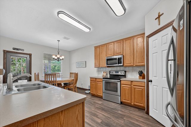 16157 Cowboy Trail, Fort Worth, TX 76247