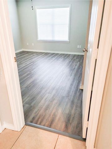 2339 Autumn Chase Loop B, College Station, TX 77840