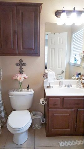 2339 Autumn Chase Loop B, College Station, TX 77840