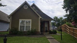 1030 E ISLAND PL E, Memphis, TN 38103