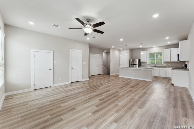 21503 Sir Walter Ln, San Antonio, TX 78256