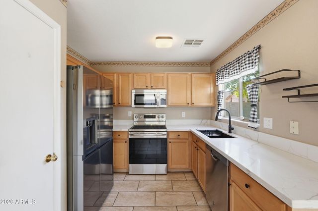 6872 E PINE Way, Florence, AZ 85132