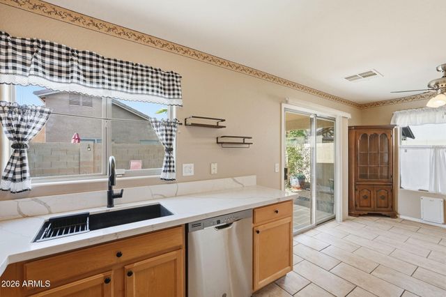 6872 E PINE Way, Florence, AZ 85132