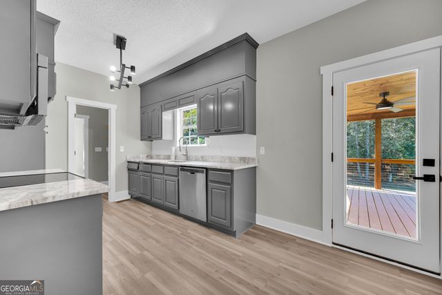 583 Sarijon Road, Hartwell, GA 30643