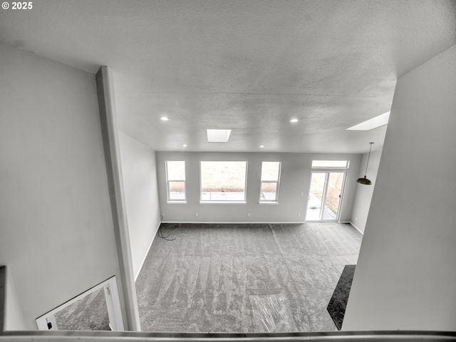 21425 SAVAGE Rd, Sheridan, OR 97378