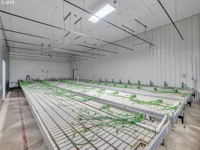 21425 SAVAGE Rd, Sheridan, OR 97378