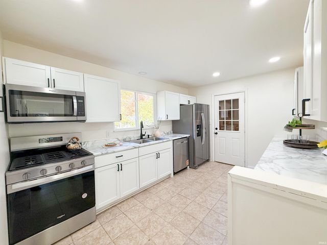 29083 Driftwood Drive, Elkhart, IN 46516