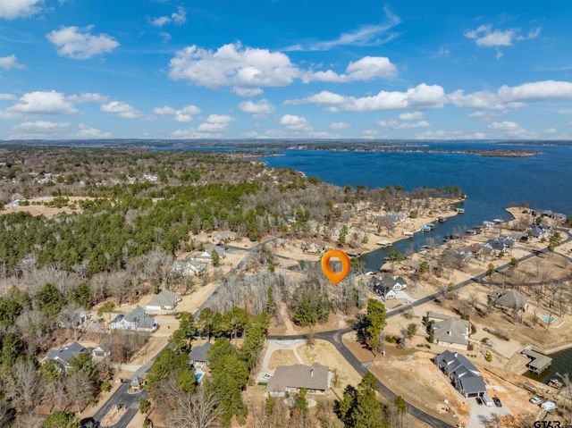 5670 Nathan Drive, Chandler, TX 75758