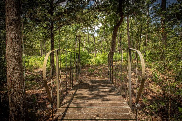 914 Sand Hills RD, Red Rock, TX 78662