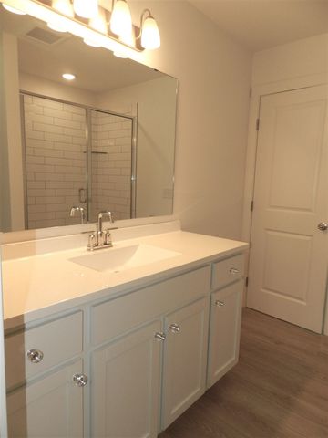 558 Swan River Drive, Benton Harbor, MI 49022