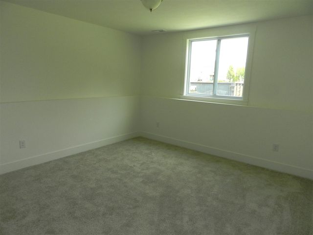 558 Swan River Drive, Benton Harbor, MI 49022