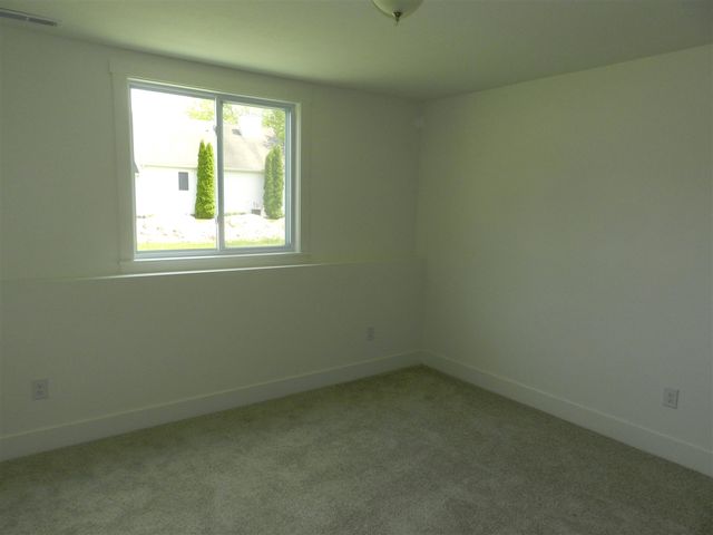 558 Swan River Drive, Benton Harbor, MI 49022