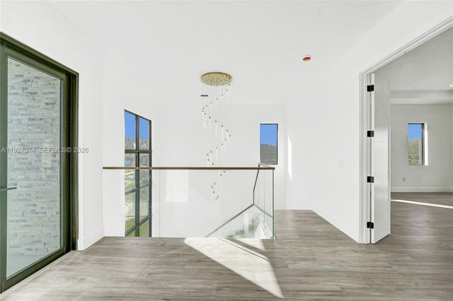 13023 Davie Oaks Dr, Davie, FL 33325