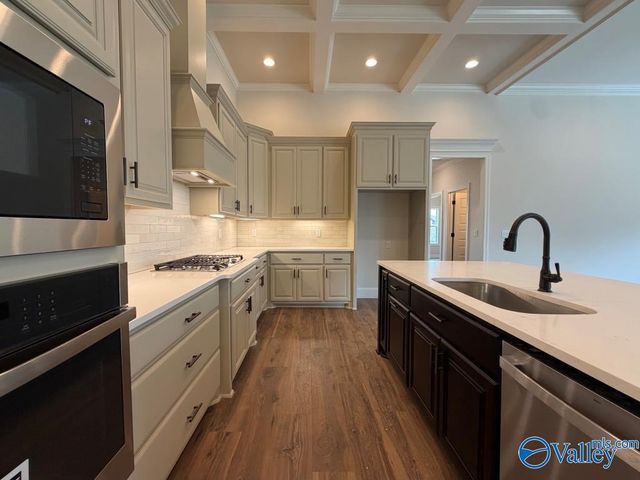 26387 Old Town Drive, Athens, AL 35613
