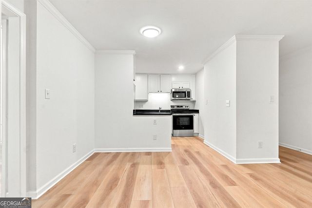 5095 Roswell Road 203, Sandy Springs, GA 30342