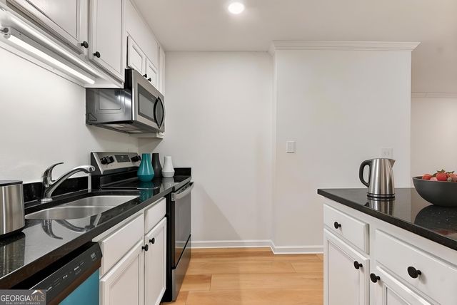 5095 Roswell Road 203, Sandy Springs, GA 30342