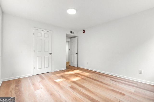 5095 Roswell Road 203, Sandy Springs, GA 30342