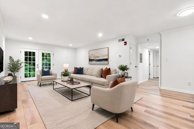 5095 Roswell Road 203, Sandy Springs, GA 30342