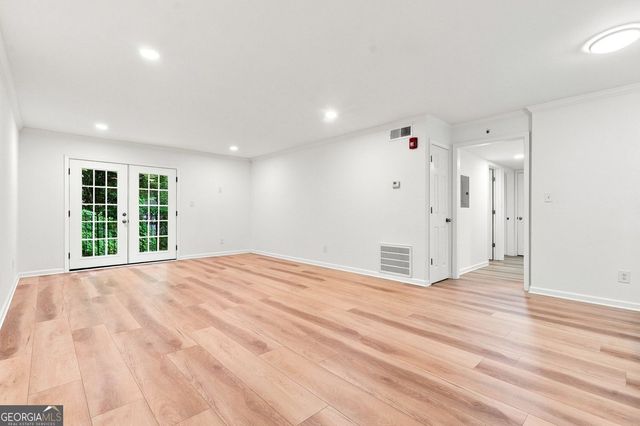 5095 Roswell Road 203, Sandy Springs, GA 30342