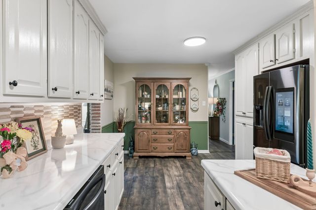 110 Jefferson Dr, Columbia, TN 38401