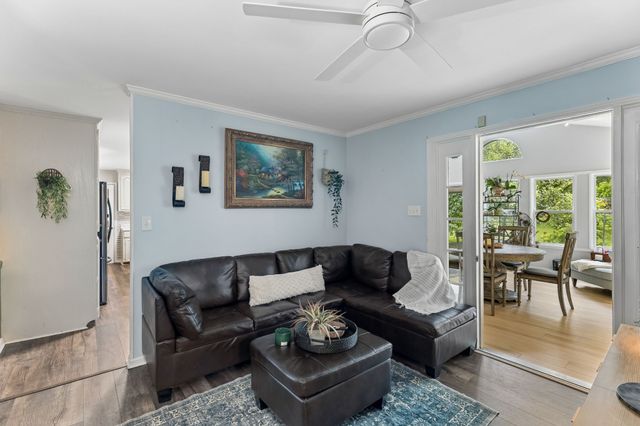 110 Jefferson Dr, Columbia, TN 38401