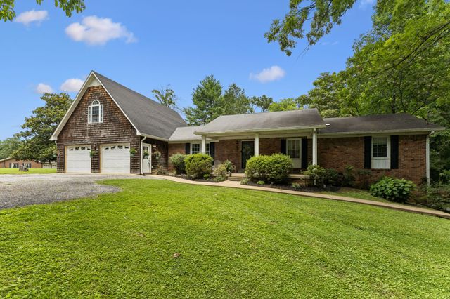 110 Jefferson Dr, Columbia, TN 38401