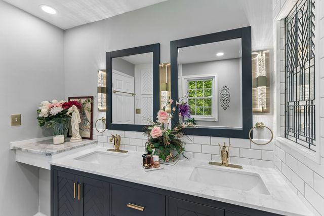 110 Jefferson Dr, Columbia, TN 38401