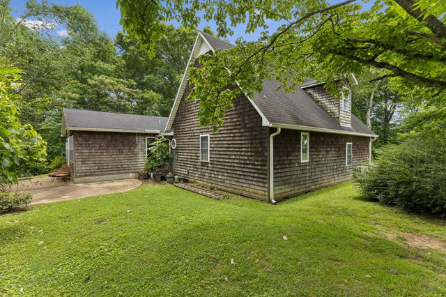 110 Jefferson Dr, Columbia, TN 38401