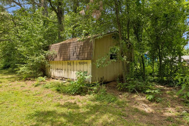 110 Jefferson Dr, Columbia, TN 38401