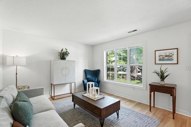 1817 Ibson Drive, Powell, OH 43065